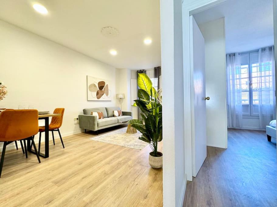 Spacious 3Bd Central Malaga With 2Bh & Ac Esterno foto