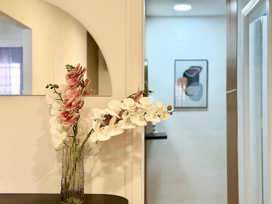 Spacious 3Bd Central Malaga With 2Bh & Ac Esterno foto