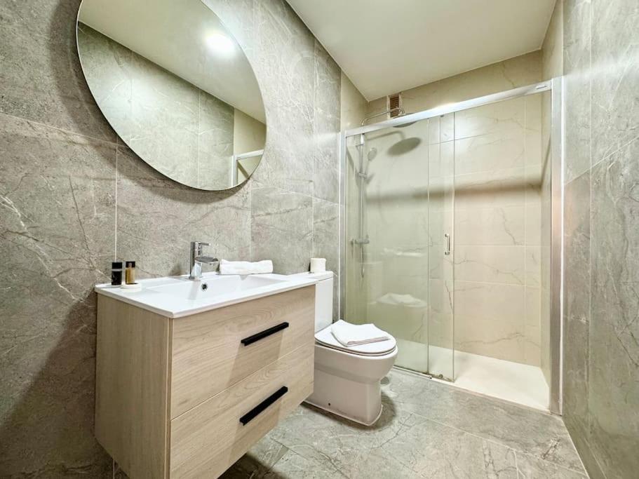 Spacious 3Bd Central Malaga With 2Bh & Ac Esterno foto