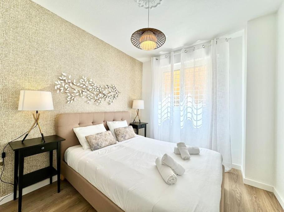 Spacious 3Bd Central Malaga With 2Bh & Ac Esterno foto