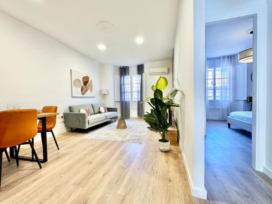 Spacious 3Bd Central Malaga With 2Bh & Ac Esterno foto